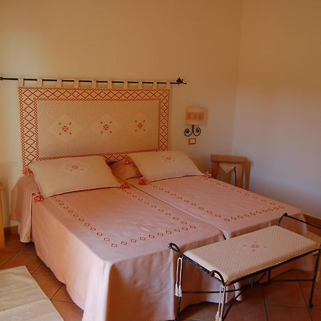 Hotel Aldiola Country Resort Sant'Antonio di Gallura Dış mekan fotoğraf