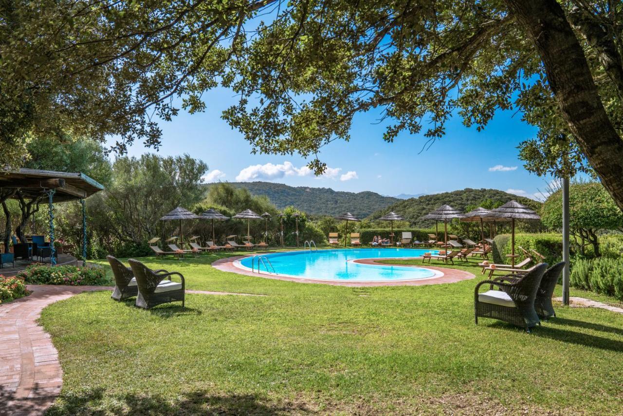 Hotel Aldiola Country Resort Sant'Antonio di Gallura Dış mekan fotoğraf