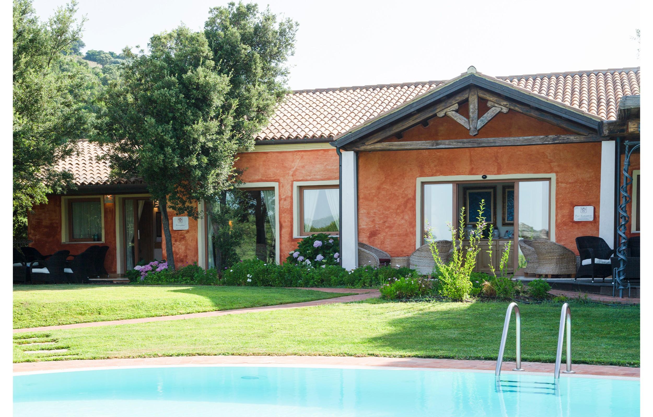Hotel Aldiola Country Resort Sant'Antonio di Gallura Dış mekan fotoğraf