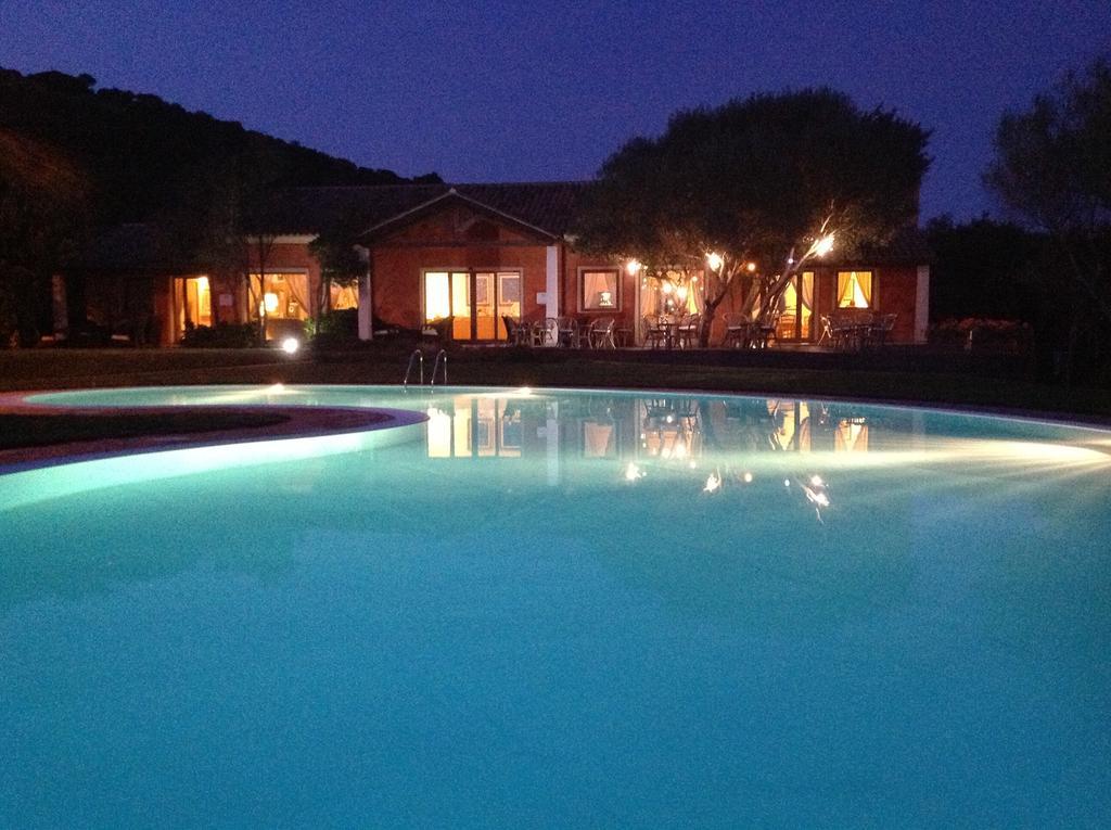 Hotel Aldiola Country Resort Sant'Antonio di Gallura Dış mekan fotoğraf