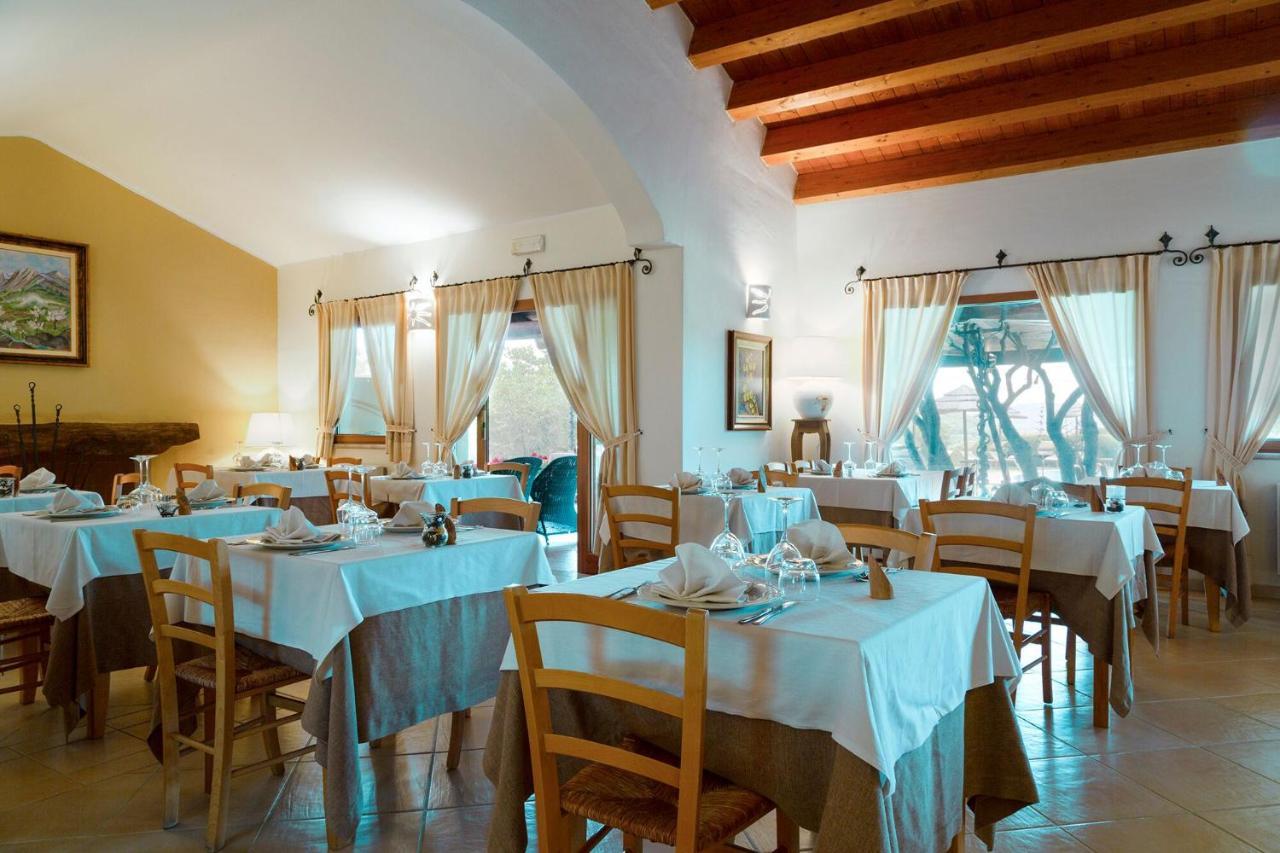 Hotel Aldiola Country Resort Sant'Antonio di Gallura Dış mekan fotoğraf